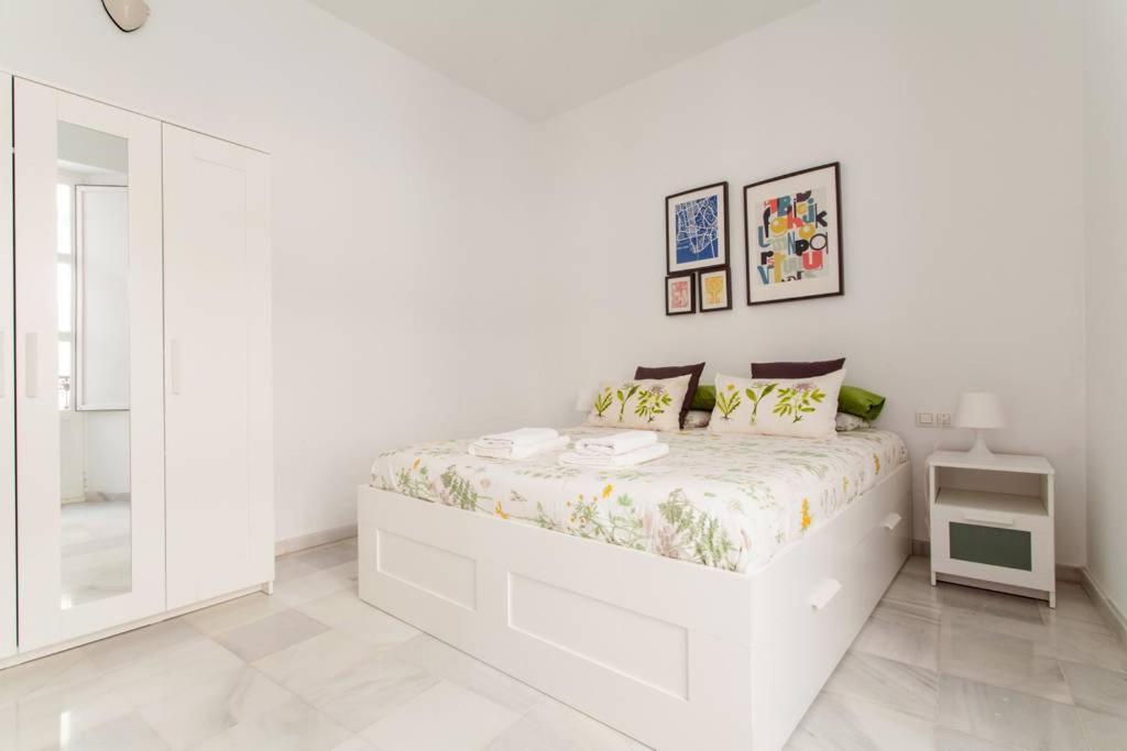 Hostly Rivero 2B Center-Fibre-Communal Terrace-Parking Optional-Cless Sevilla Eksteriør bilde